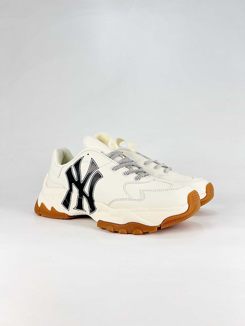 MLB Sneaker 002 - view 3