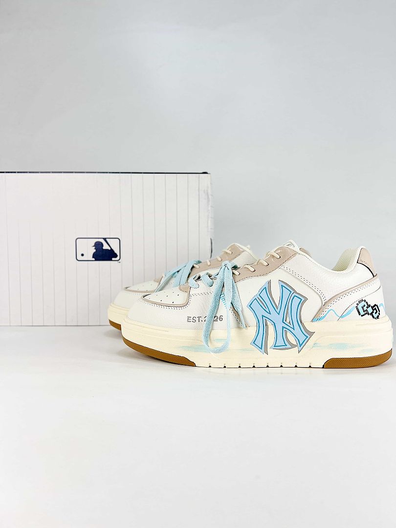 MLB Sneaker 004 - view 1