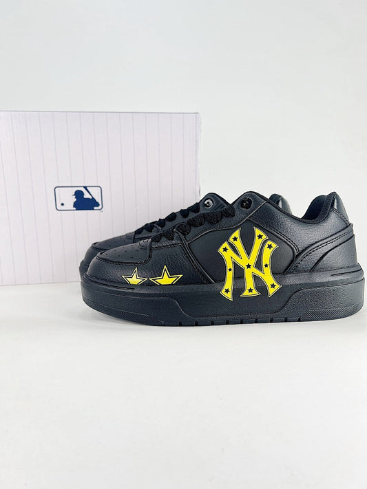 MLB Sneaker 152 - view 1