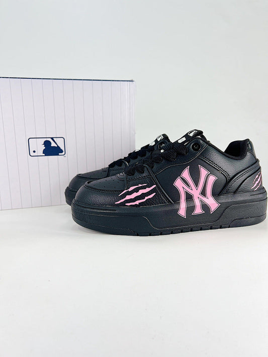MLB Sneaker 158 - view 1