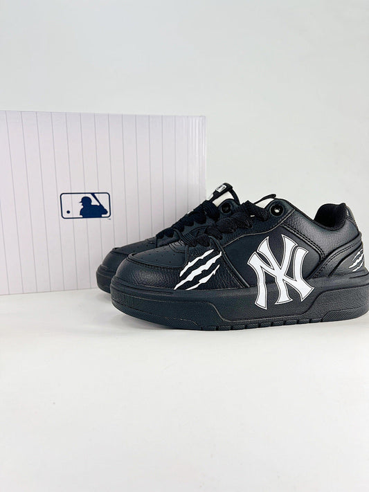 MLB Sneaker 160 - view 1